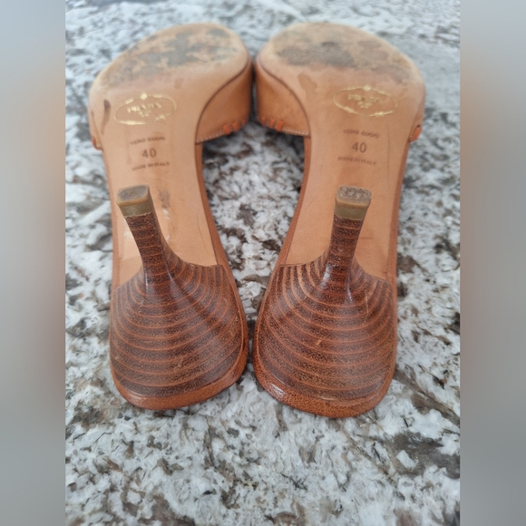 PRADA Brown 40/9.5 Leather Tiger Eye Stone Slide Sandals Kitten Heel Stitching - Picture 9 of 10